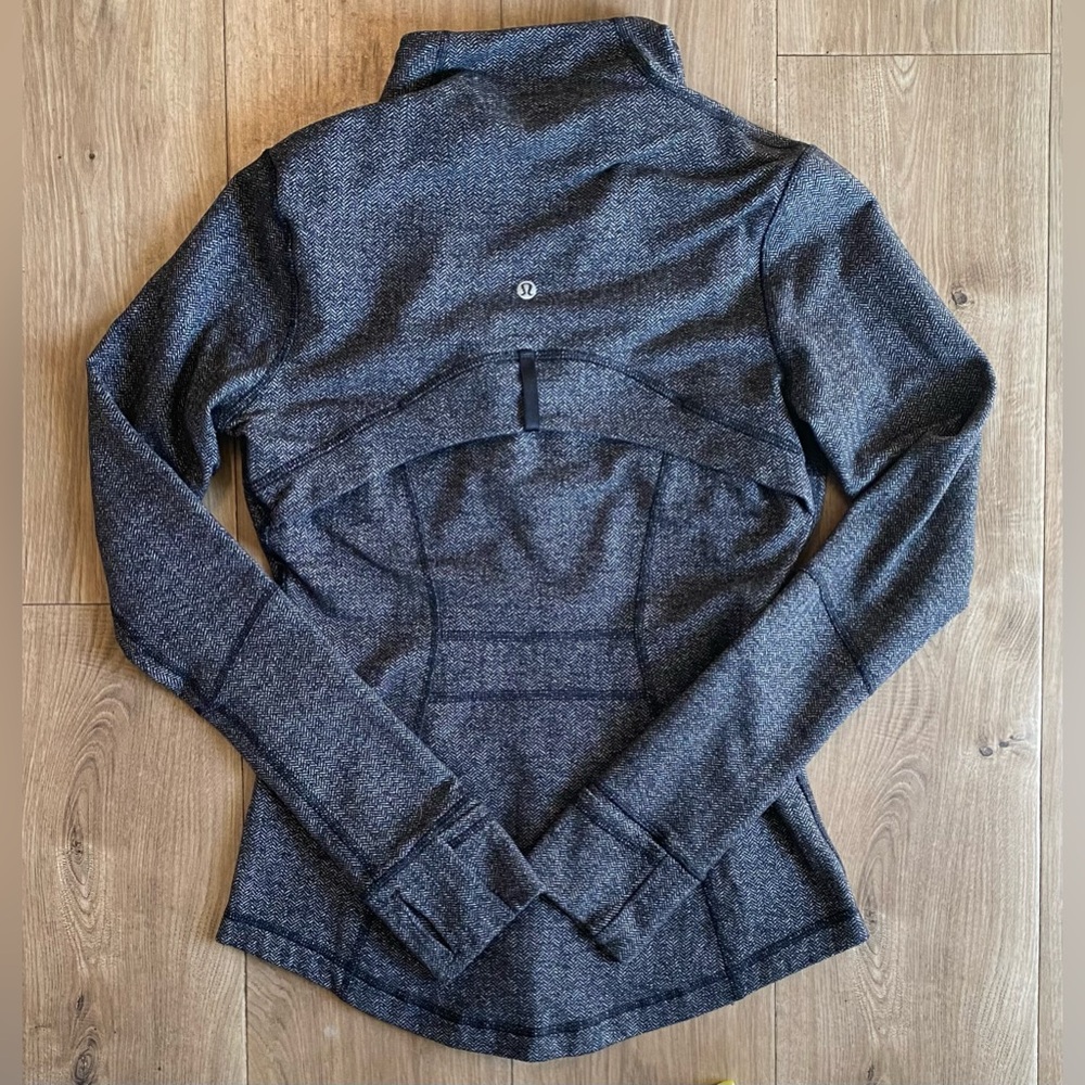 Lululemon Define Jacket - Picture 2 of 7